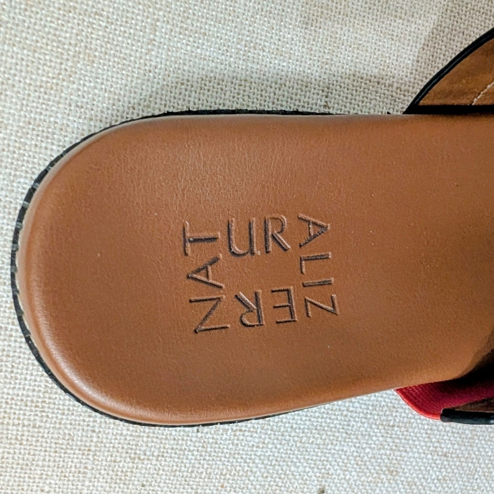 Naturalizer Karlie Leather Toe-Loop Sandals in Mango Spice Size 8 Pristine - Picture 7 of 7